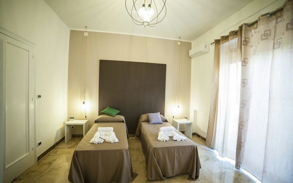 B&B Massimocentro Palermo Buitenkant foto
